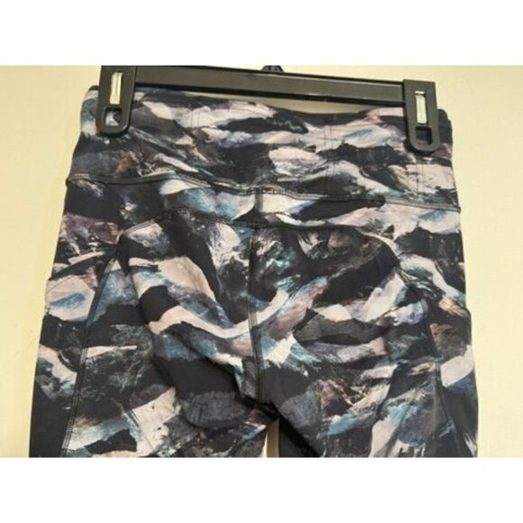 Lululemon Camouflage Leggings Black/Bluish/Gray Size 6 - Picture 6 of 16